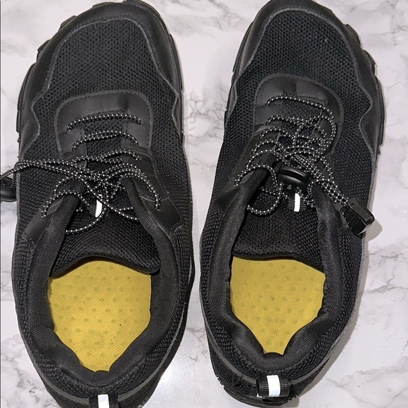 Black Athletic unisex Shoes size 42 US size 8 - Picture 2 of 6